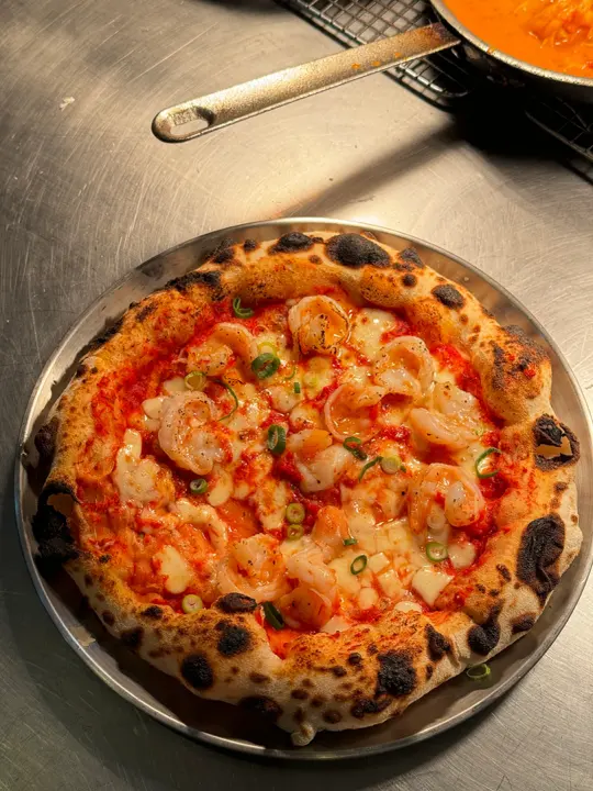 Chilli gamberi pizza
